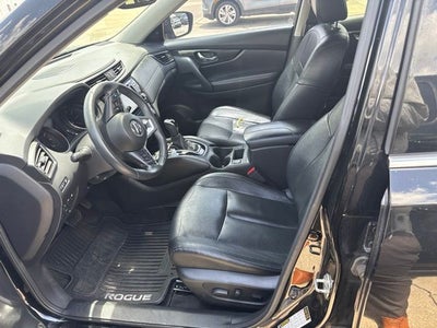 2020 Nissan Rogue SL FWD