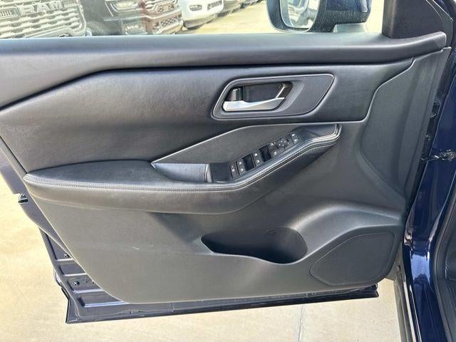 2025 Nissan Rogue SV FWD