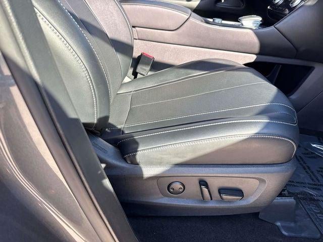 2024 INFINITI QX60 LUXE