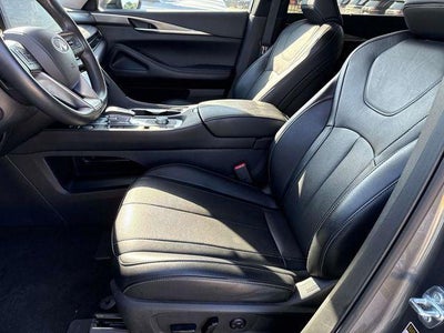 2024 INFINITI QX60 LUXE