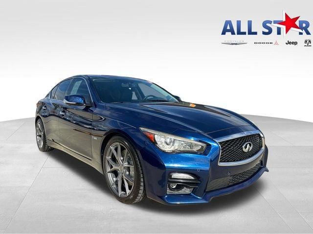 2016 INFINITI Q50 3.0t Red Sport 400