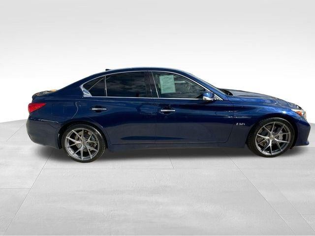 2016 INFINITI Q50 3.0t Red Sport 400