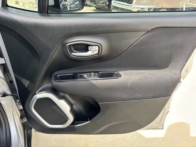 2018 Jeep Renegade Latitude FWD