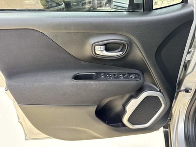 2018 Jeep Renegade Latitude FWD