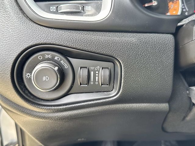 2018 Jeep Renegade Latitude FWD