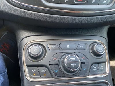 2015 Chrysler 200 C