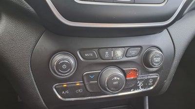 2020 Jeep Cherokee Altitude