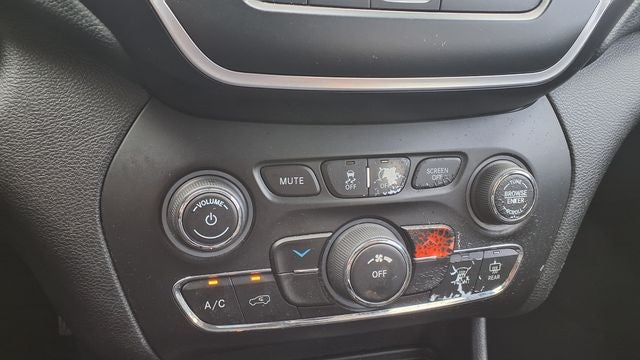 2020 Jeep Cherokee Altitude