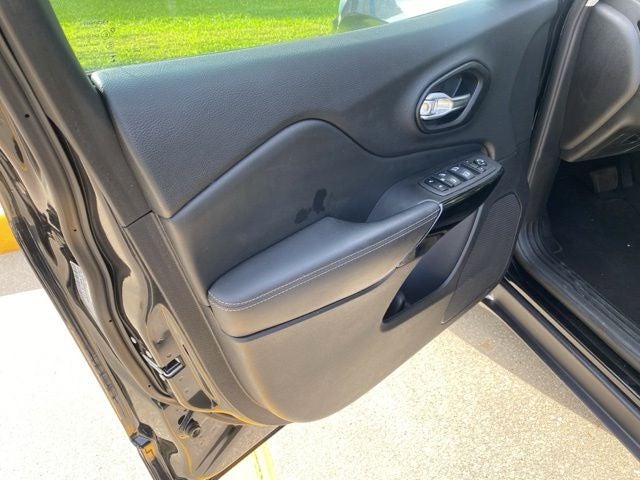 2023 Jeep Cherokee Altitude