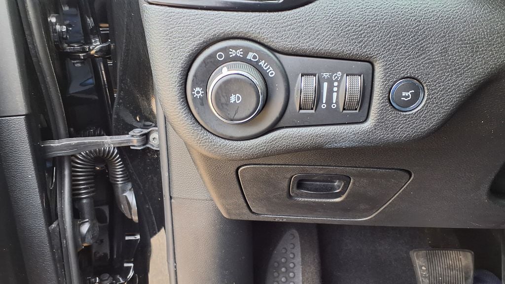2023 Jeep Cherokee Altitude