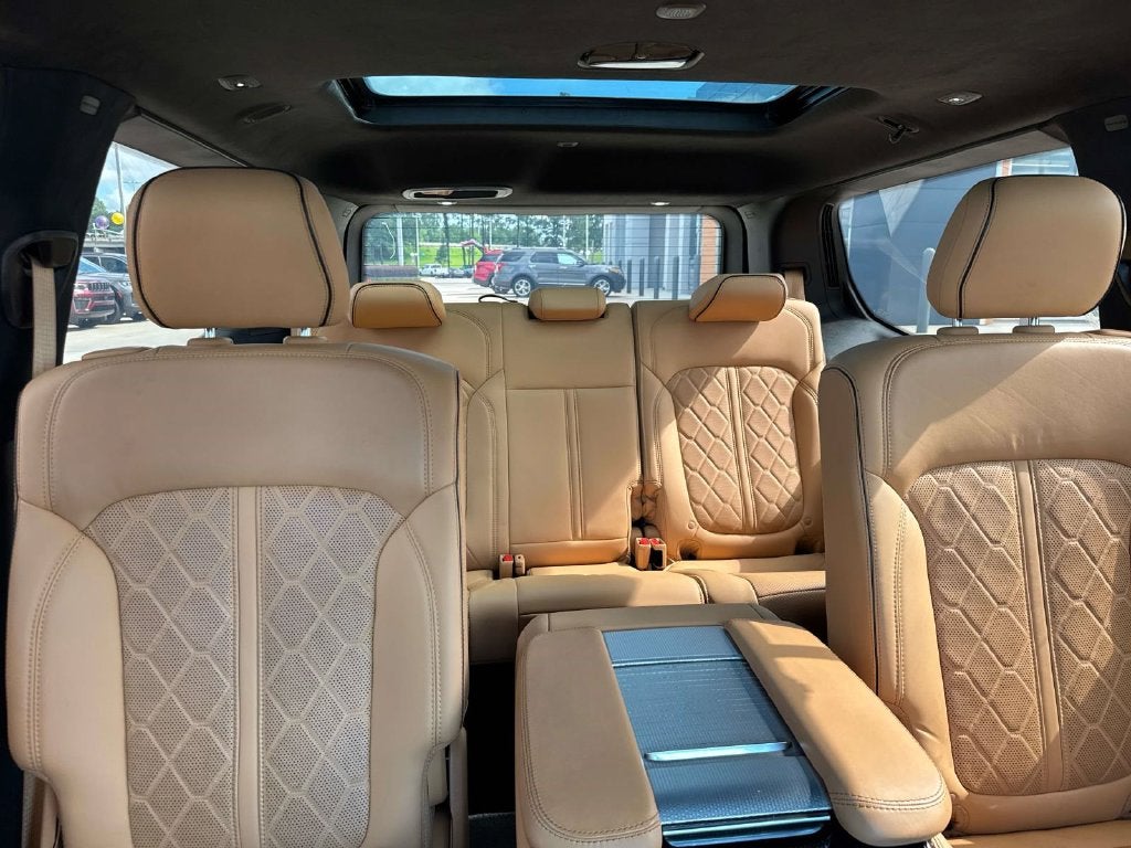 2022 Jeep Grand Wagoneer Series III