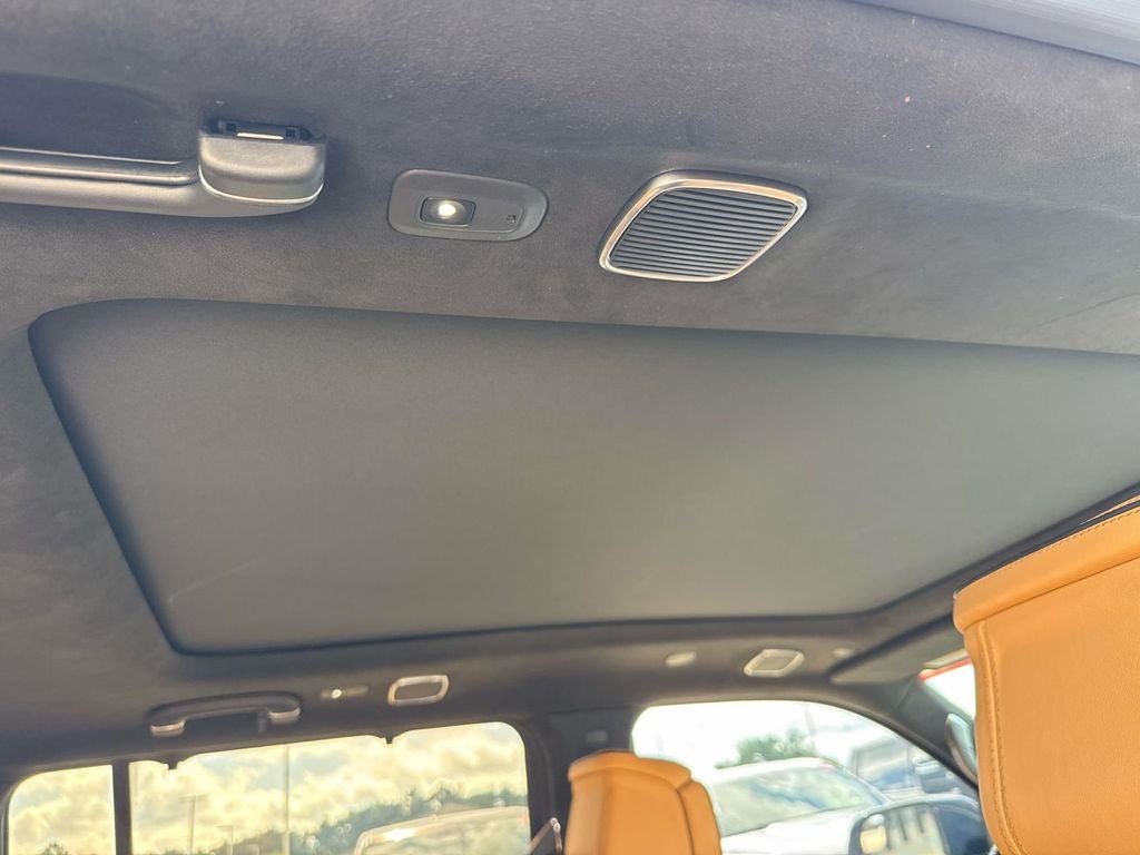 2022 Jeep Grand Wagoneer Series III