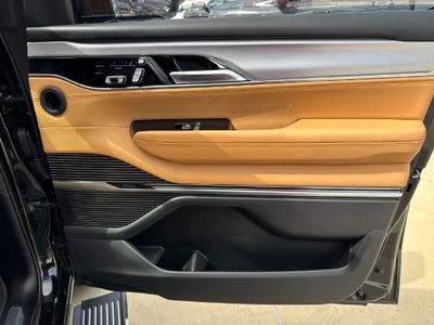 2022 Jeep Grand Wagoneer Series III