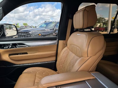 2022 Jeep Grand Wagoneer Series III