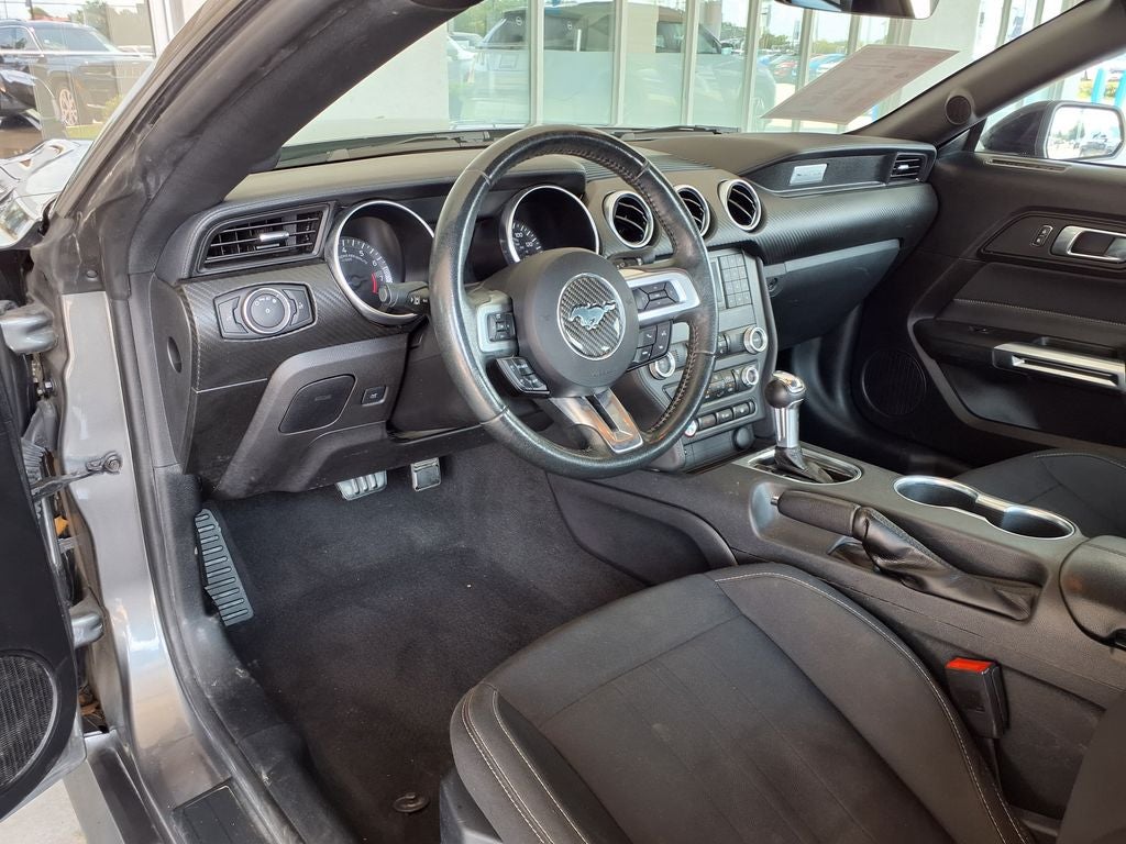 2022 Ford Mustang EcoBoost