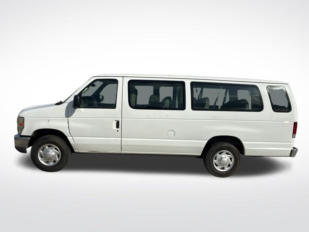 2012 Ford E-350SD XLT