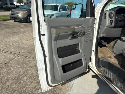 2012 Ford E-350SD XLT