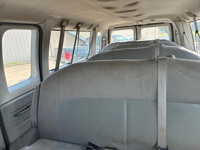 2012 Ford E-350SD XLT