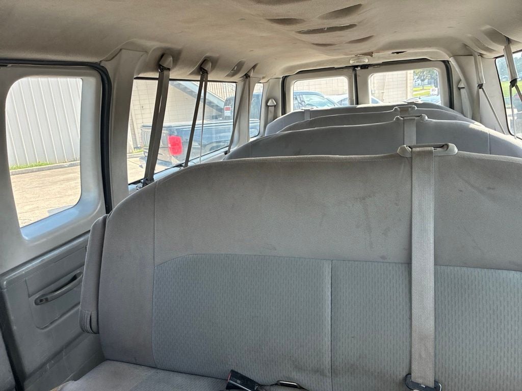 2012 Ford E-350SD XLT