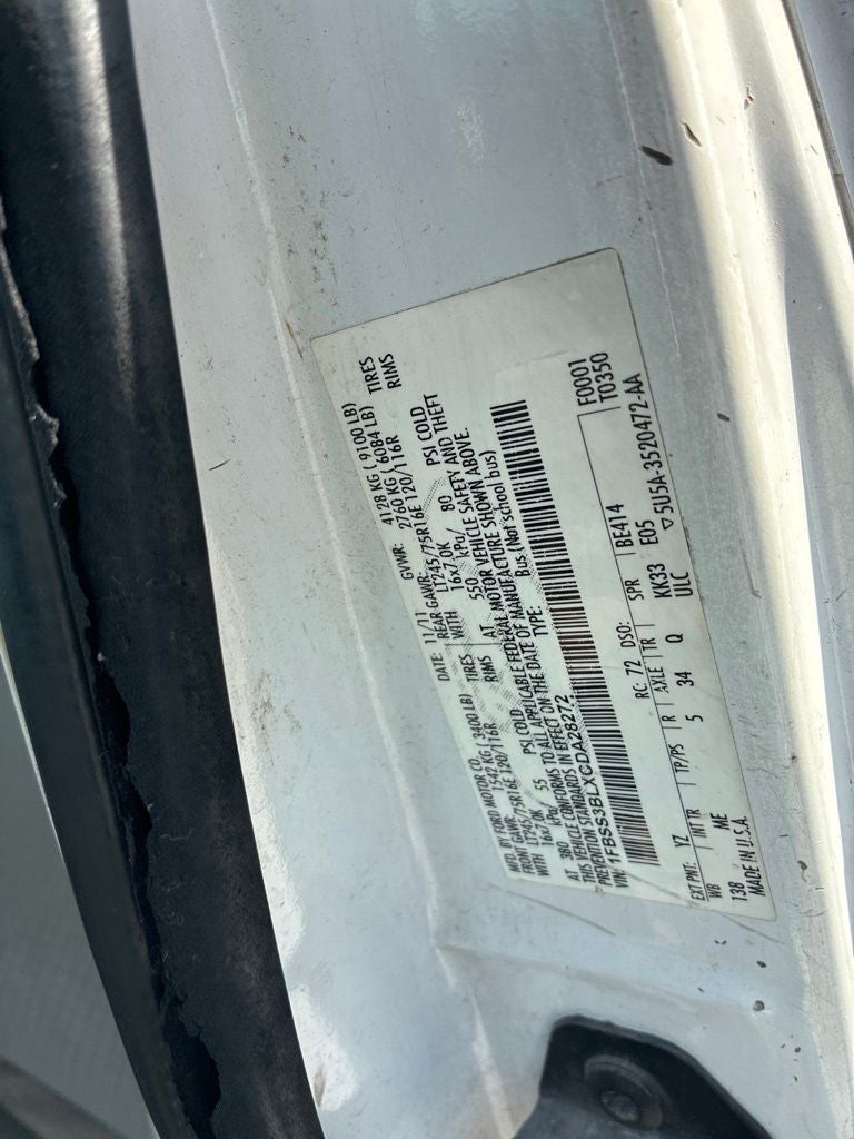 2012 Ford E-350SD XLT