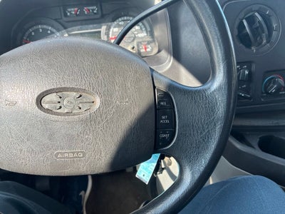 2012 Ford E-350SD XLT