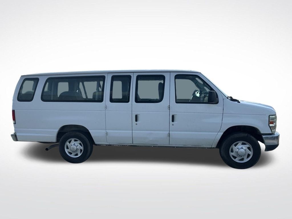 2012 Ford E-350SD XLT
