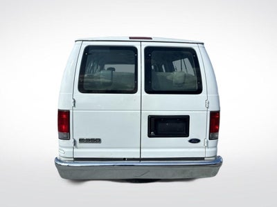 2012 Ford E-350SD XLT