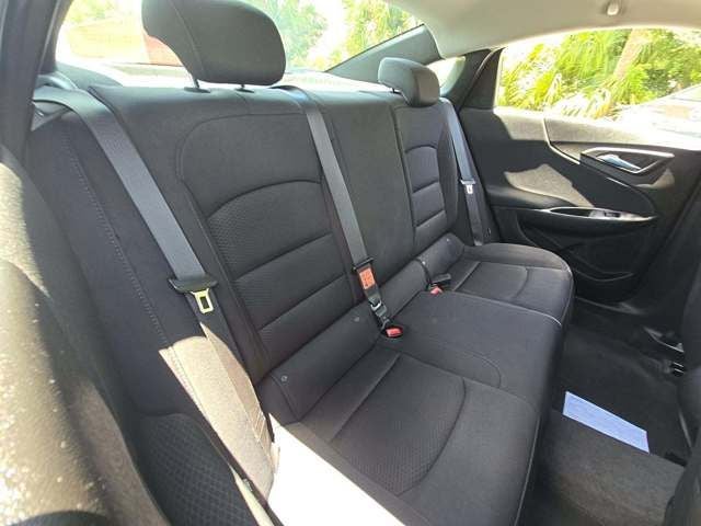 2023 Chevrolet Malibu LS 1LS