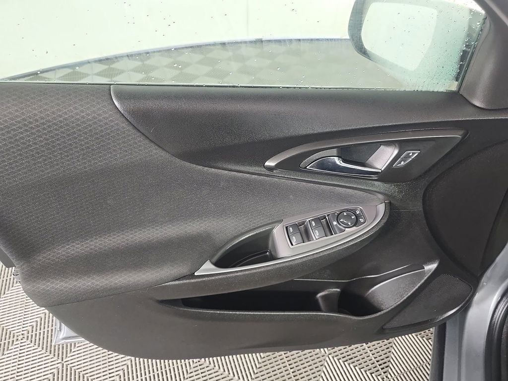 2024 Chevrolet Malibu LS 1LS
