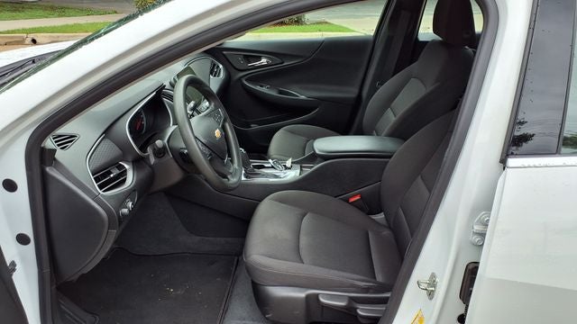 2019 Chevrolet Malibu LS 1FL