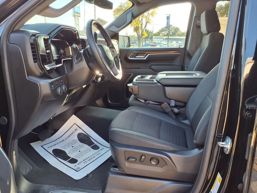 2025 Chevrolet Silverado 1500 LT LT1