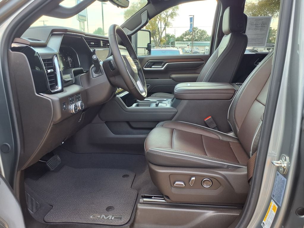 2026 GMC Sierra 2500HD Base