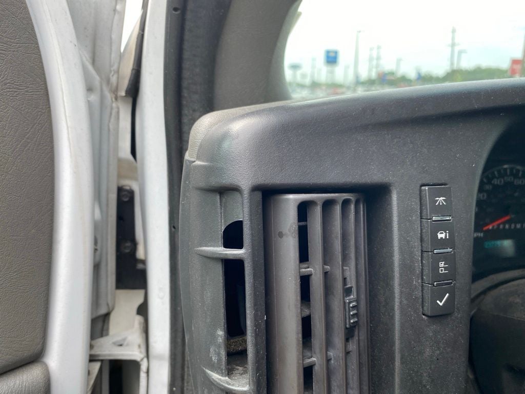 2017 GMC Savana 2500 Work Van