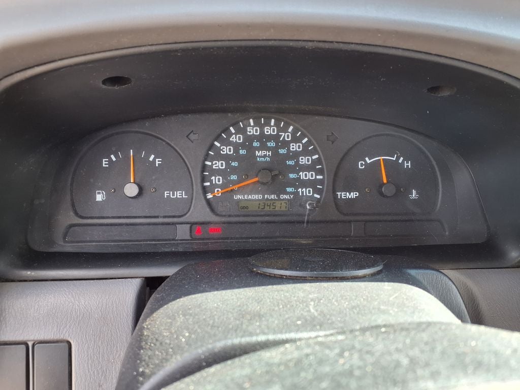 1998 Nissan Frontier XE