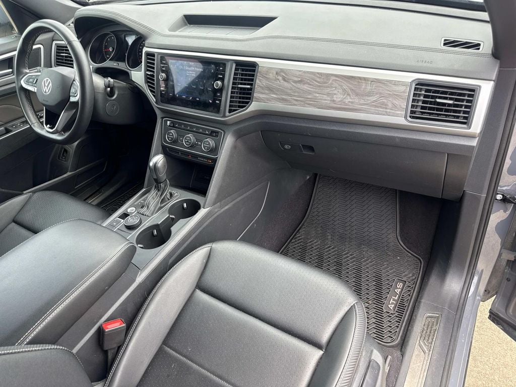 2021 Volkswagen Atlas Cross Sport 2.0T SE w/Technology