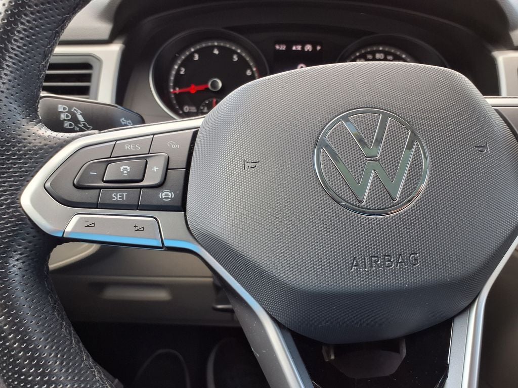 2021 Volkswagen Atlas 3.6L V6 SE w/Technology R-Line