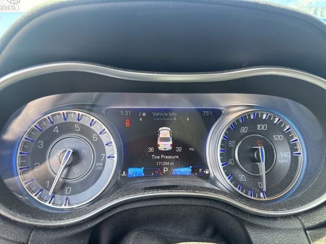 2015 Chrysler 300 Limited