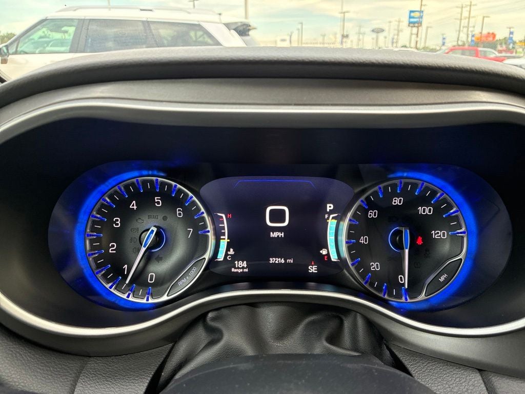2025 Chrysler Pacifica Select