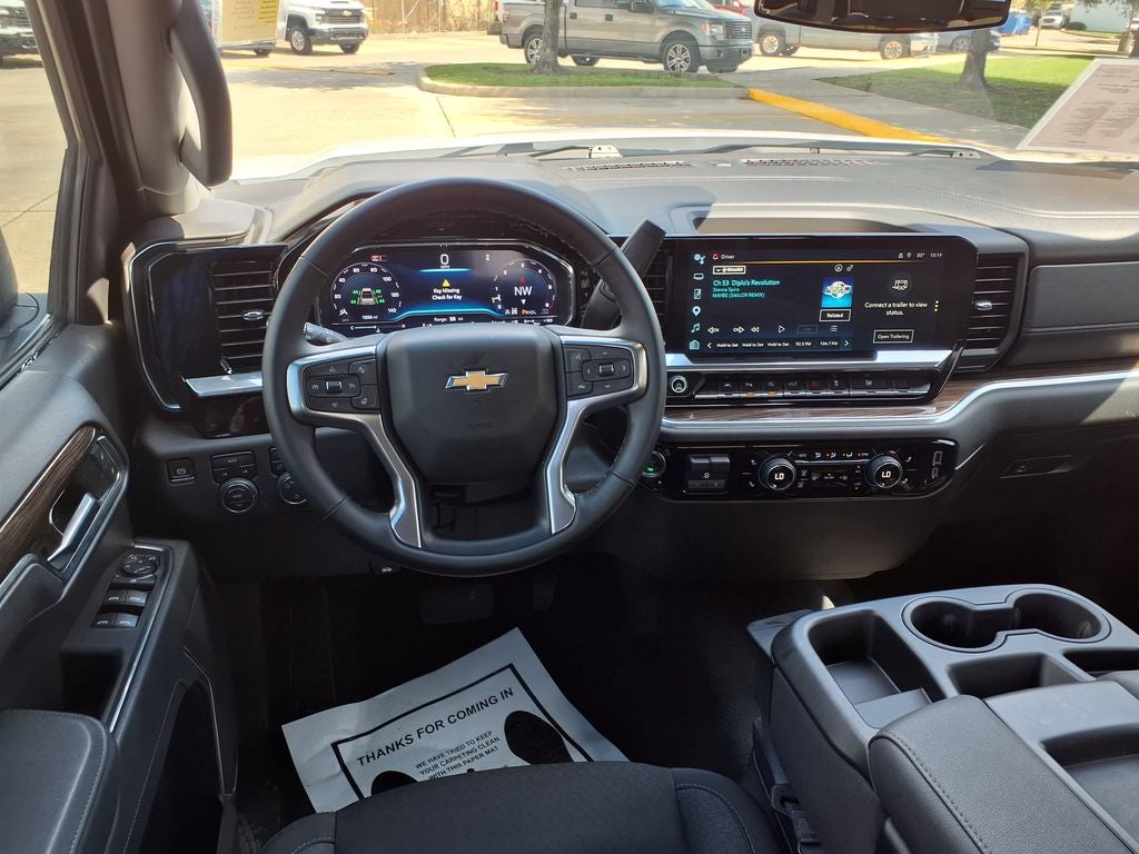 2025 Chevrolet Silverado 1500 LT LT1