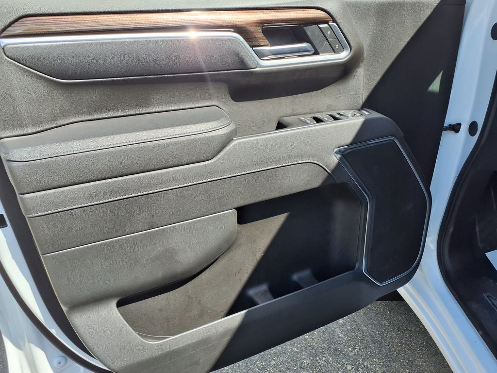 2025 Chevrolet Silverado 1500 LT LT1