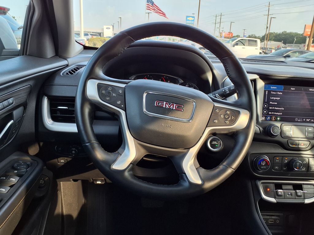 2024 GMC Terrain SLT