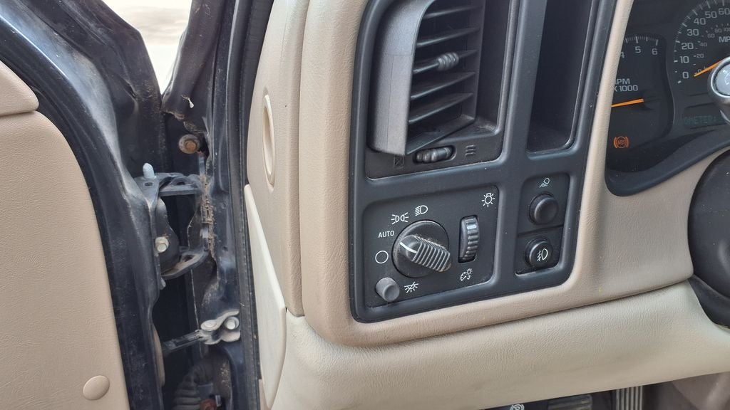 2005 Chevrolet Avalanche 1500 LS