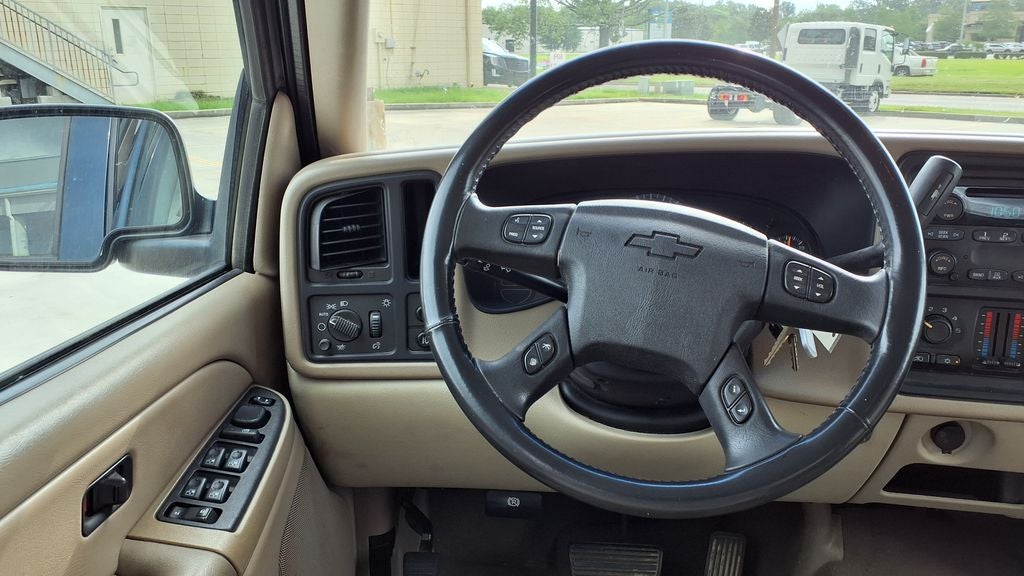 2005 Chevrolet Avalanche 1500 LS