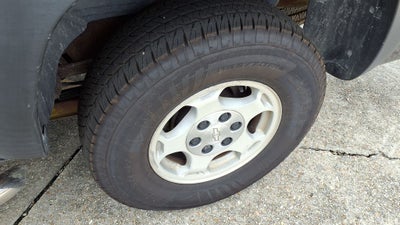 2005 Chevrolet Avalanche 1500 LS