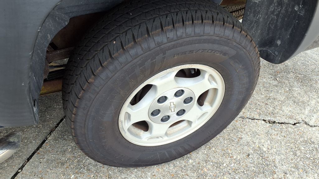 2005 Chevrolet Avalanche 1500 LS