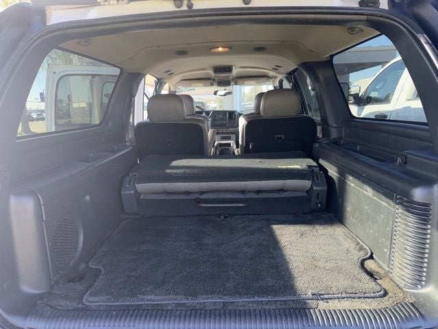 2002 Chevrolet Suburban 1500 LT