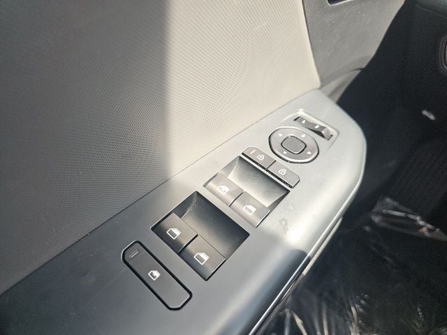 2025 Kia K4 LXS - Photo 30