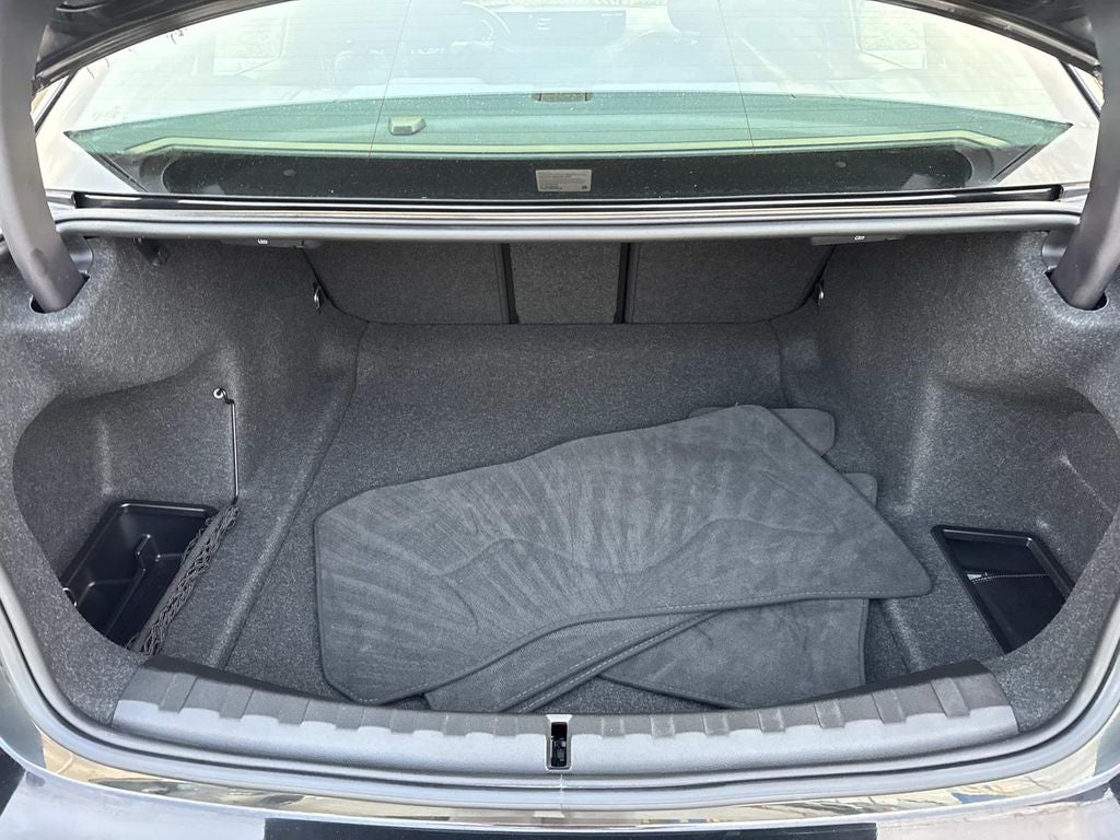 2024 BMW 3 Series 330i
