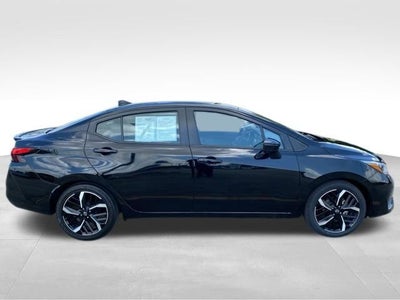 2024 Nissan Versa 1.6 SR