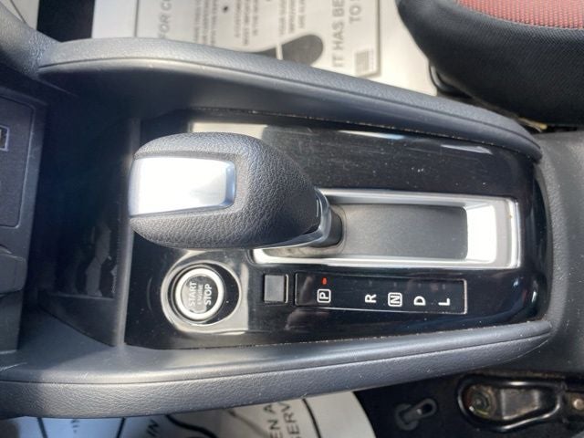 2024 Nissan Versa 1.6 SR